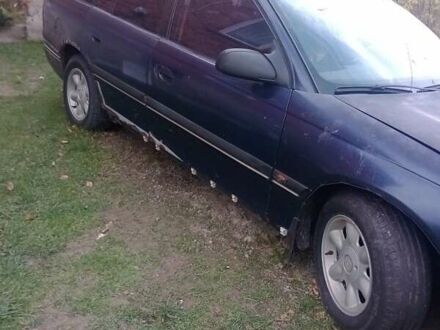 Синий Опель Омега, объемом двигателя 2 л и пробегом 430 тыс. км за 1500 $, фото 1 на Automoto.ua