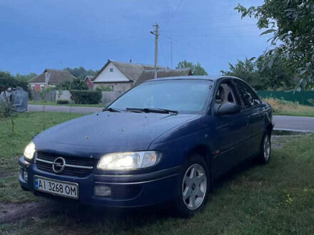 Синій Опель Омега, об'ємом двигуна 2 л та пробігом 30 тис. км за 1650 $, фото 1 на Automoto.ua