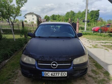 Синій Опель Омега, об'ємом двигуна 2.5 л та пробігом 350 тис. км за 1100 $, фото 1 на Automoto.ua