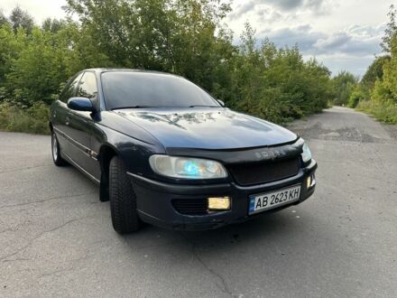 Опель Омега 1996 в Немирове на Automoto.ua Синий Опель Омега, объемом двигателя 2.5 л и пробегом 200 тыс. км за 1350 $, фото 1 на Automoto.ua