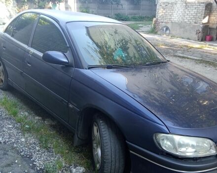 Синій Опель Омега, об'ємом двигуна 2 л та пробігом 300 тис. км за 2307 $, фото 1 на Automoto.ua