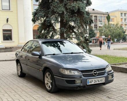 Синий Опель Омега, объемом двигателя 2 л и пробегом 250 тыс. км за 1746 $, фото 1 на Automoto.ua