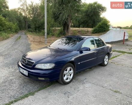 Синий Опель Омега, объемом двигателя 2 л и пробегом 393 тыс. км за 2200 $, фото 1 на Automoto.ua