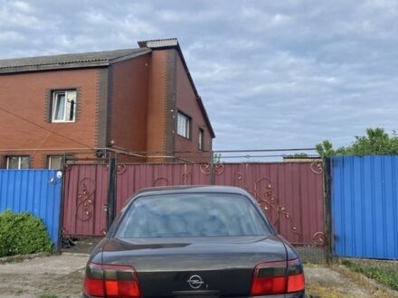 Синій Опель Омега, об'ємом двигуна 2.5 л та пробігом 290 тис. км за 1700 $, фото 1 на Automoto.ua