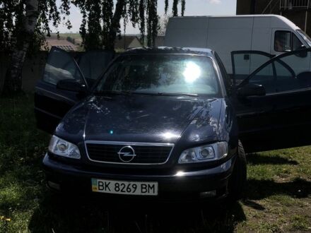 Опель Омега 2002 у Рівному на Automoto.ua Синій Опель Омега, об'ємом двигуна 2.5 л та пробігом 335 тис. км за 3800 $, фото 1 на Automoto.ua