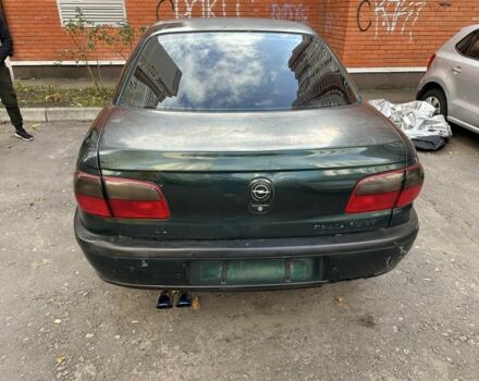 Зелений Опель Омега, об'ємом двигуна 2.5 л та пробігом 250 тис. км за 1157 $, фото 1 на Automoto.ua