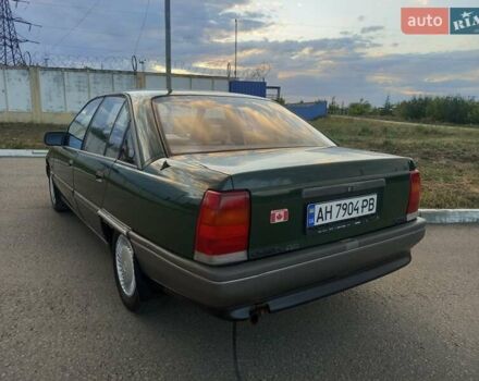 Зелений Опель Омега, об'ємом двигуна 2 л та пробігом 270 тис. км за 2300 $, фото 7 на Automoto.ua