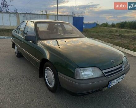 Зелений Опель Омега, об'ємом двигуна 2 л та пробігом 270 тис. км за 2300 $, фото 1 на Automoto.ua