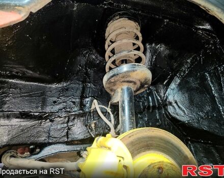 Зелений Опель Омега, об'ємом двигуна 2 л та пробігом 357 тис. км за 1500 $, фото 5 на Automoto.ua