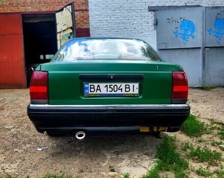 Зелений Опель Омега, об'ємом двигуна 2 л та пробігом 357 тис. км за 1500 $, фото 1 на Automoto.ua