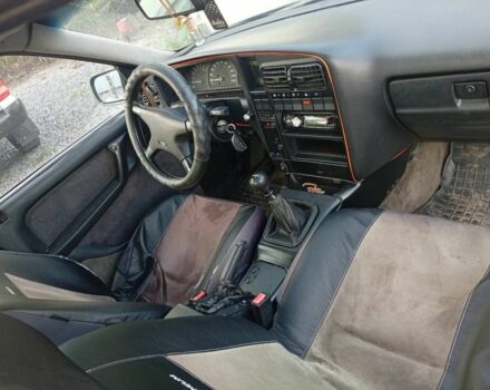 Опель Омега 1992 у Бердичеве на Automoto.ua Зелений Опель Омега, об'ємом двигуна 2 л та пробігом 400 тис. км за 1250 $, фото 3 на Automoto.ua