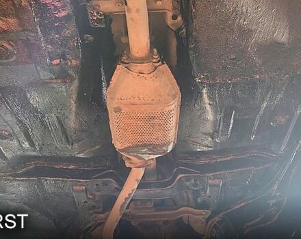 Зелений Опель Омега, об'ємом двигуна 2 л та пробігом 357 тис. км за 1500 $, фото 8 на Automoto.ua