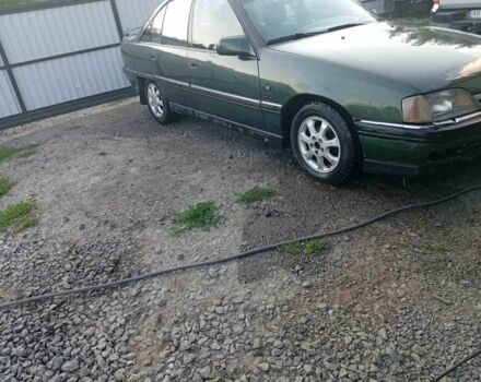 Опель Омега 1992 у Бердичеве на Automoto.ua Зелений Опель Омега, об'ємом двигуна 2 л та пробігом 400 тис. км за 1250 $, фото 1 на Automoto.ua