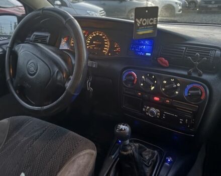 Зеленый Опель Омега, объемом двигателя 2 л и пробегом 372 тыс. км за 1400 $, фото 5 на Automoto.ua