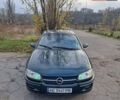 Зеленый Опель Омега, объемом двигателя 2 л и пробегом 280 тыс. км за 1950 $, фото 1 на Automoto.ua