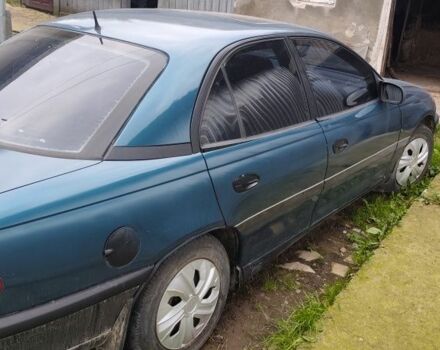 Зеленый Опель Омега, объемом двигателя 2 л и пробегом 343 тыс. км за 2500 $, фото 1 на Automoto.ua