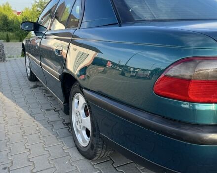 Зеленый Опель Омега, объемом двигателя 2 л и пробегом 480 тыс. км за 1999 $, фото 8 на Automoto.ua