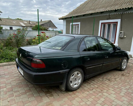 Зеленый Опель Омега, объемом двигателя 2 л и пробегом 482 тыс. км за 2500 $, фото 2 на Automoto.ua