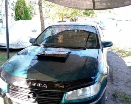 Зеленый Опель Омега, объемом двигателя 2 л и пробегом 2 тыс. км за 2000 $, фото 2 на Automoto.ua