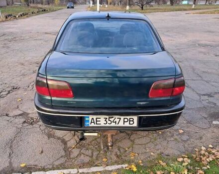 Зеленый Опель Омега, объемом двигателя 2 л и пробегом 280 тыс. км за 1950 $, фото 4 на Automoto.ua