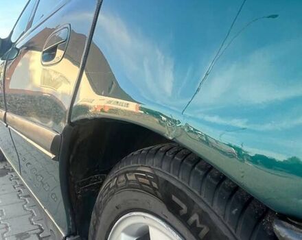 Зеленый Опель Омега, объемом двигателя 2 л и пробегом 190 тыс. км за 2200 $, фото 4 на Automoto.ua