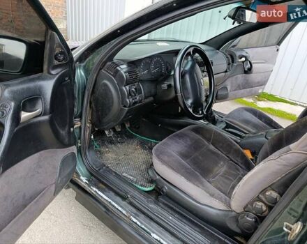 Зеленый Опель Омега, объемом двигателя 2 л и пробегом 321 тыс. км за 1100 $, фото 12 на Automoto.ua