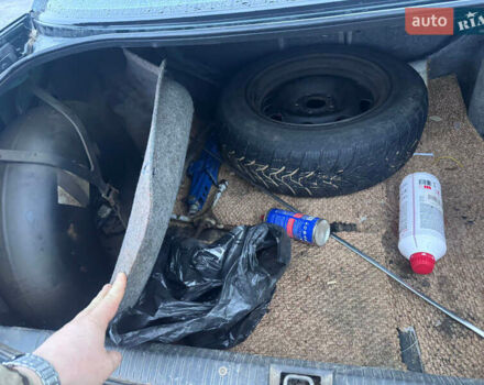 Зелений Опель Омега, об'ємом двигуна 2 л та пробігом 370 тис. км за 1250 $, фото 8 на Automoto.ua