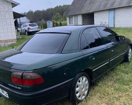 Зеленый Опель Омега, объемом двигателя 2 л и пробегом 339 тыс. км за 1250 $, фото 1 на Automoto.ua