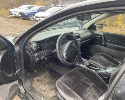 Зеленый Опель Омега, объемом двигателя 2 л и пробегом 200 тыс. км за 1300 $, фото 1 на Automoto.ua