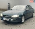 Зеленый Опель Омега, объемом двигателя 2 л и пробегом 300 тыс. км за 1700 $, фото 1 на Automoto.ua