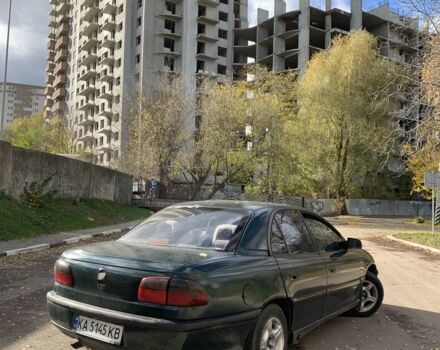 Зелений Опель Омега, об'ємом двигуна 2 л та пробігом 250 тис. км за 1300 $, фото 3 на Automoto.ua