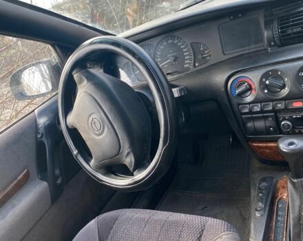 Зеленый Опель Омега, объемом двигателя 2.5 л и пробегом 20 тыс. км за 1763 $, фото 5 на Automoto.ua