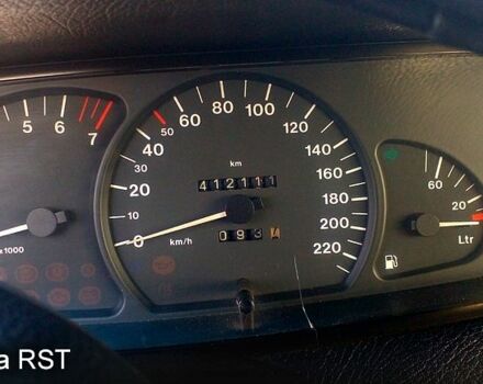 Зеленый Опель Омега, объемом двигателя 20 л и пробегом 413 тыс. км за 1670 $, фото 1 на Automoto.ua