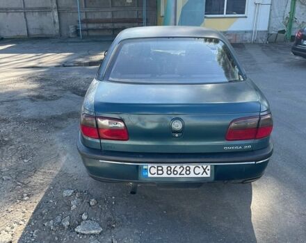 Зеленый Опель Омега, объемом двигателя 2 л и пробегом 474 тыс. км за 1200 $, фото 4 на Automoto.ua