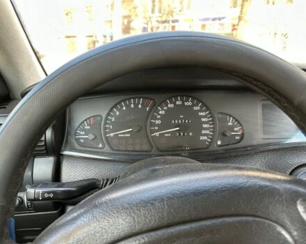 Зеленый Опель Омега, объемом двигателя 2 л и пробегом 302 тыс. км за 3000 $, фото 6 на Automoto.ua