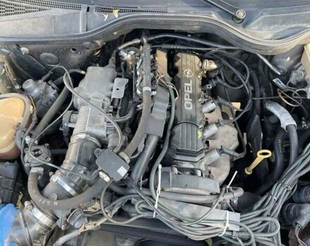 Зеленый Опель Омега, объемом двигателя 2 л и пробегом 300 тыс. км за 1800 $, фото 19 на Automoto.ua