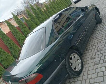 Зеленый Опель Омега, объемом двигателя 2.5 л и пробегом 400 тыс. км за 2150 $, фото 3 на Automoto.ua