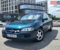 Зеленый Опель Омега, объемом двигателя 2 л и пробегом 500 тыс. км за 2400 $, фото 1 на Automoto.ua