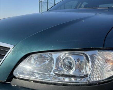 Зеленый Опель Омега, объемом двигателя 2.5 л и пробегом 300 тыс. км за 2500 $, фото 6 на Automoto.ua