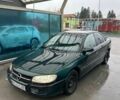 Зеленый Опель Омега, объемом двигателя 2 л и пробегом 300 тыс. км за 1250 $, фото 1 на Automoto.ua