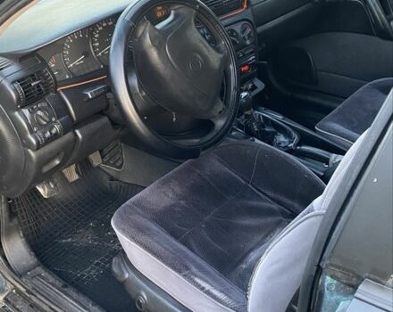 Зеленый Опель Омега, объемом двигателя 2 л и пробегом 3 тыс. км за 1500 $, фото 2 на Automoto.ua