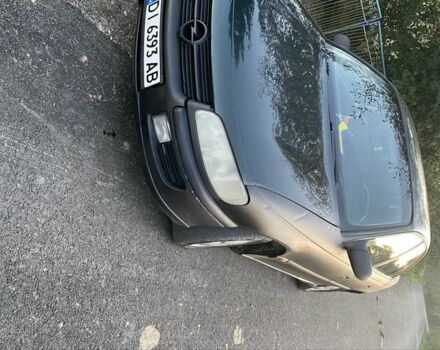 Зеленый Опель Омега, объемом двигателя 2 л и пробегом 3 тыс. км за 1500 $, фото 1 на Automoto.ua