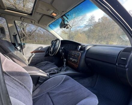 Зеленый Опель Омега, объемом двигателя 2.5 л и пробегом 333 тыс. км за 2300 $, фото 5 на Automoto.ua