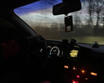 Зеленый Опель Омега, объемом двигателя 2 л и пробегом 240 тыс. км за 3500 $, фото 9 на Automoto.ua