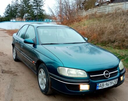 Зелений Опель Омега, об'ємом двигуна 2 л та пробігом 370 тис. км за 2250 $, фото 1 на Automoto.ua