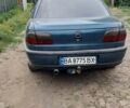 Зеленый Опель Омега, объемом двигателя 2 л и пробегом 380 тыс. км за 2700 $, фото 1 на Automoto.ua