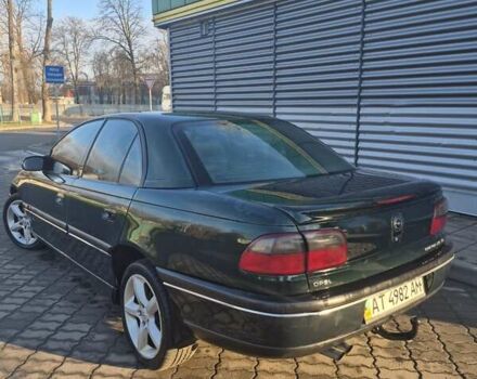 Зеленый Опель Омега, объемом двигателя 2.6 л и пробегом 270 тыс. км за 2500 $, фото 2 на Automoto.ua