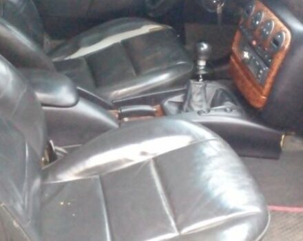 Зеленый Опель Омега, объемом двигателя 2 л и пробегом 380 тыс. км за 2100 $, фото 4 на Automoto.ua