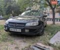 Зеленый Опель Омега, объемом двигателя 2 л и пробегом 264 тыс. км за 1900 $, фото 1 на Automoto.ua