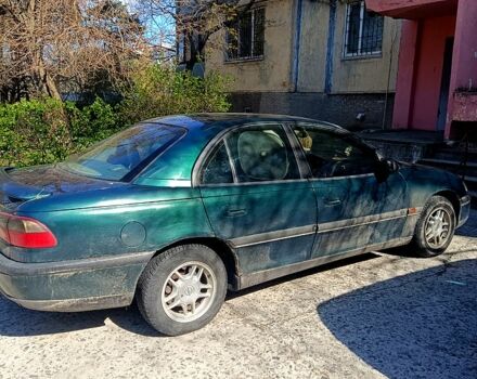 Зеленый Опель Омега, объемом двигателя 2 л и пробегом 0 тыс. км за 3200 $, фото 1 на Automoto.ua